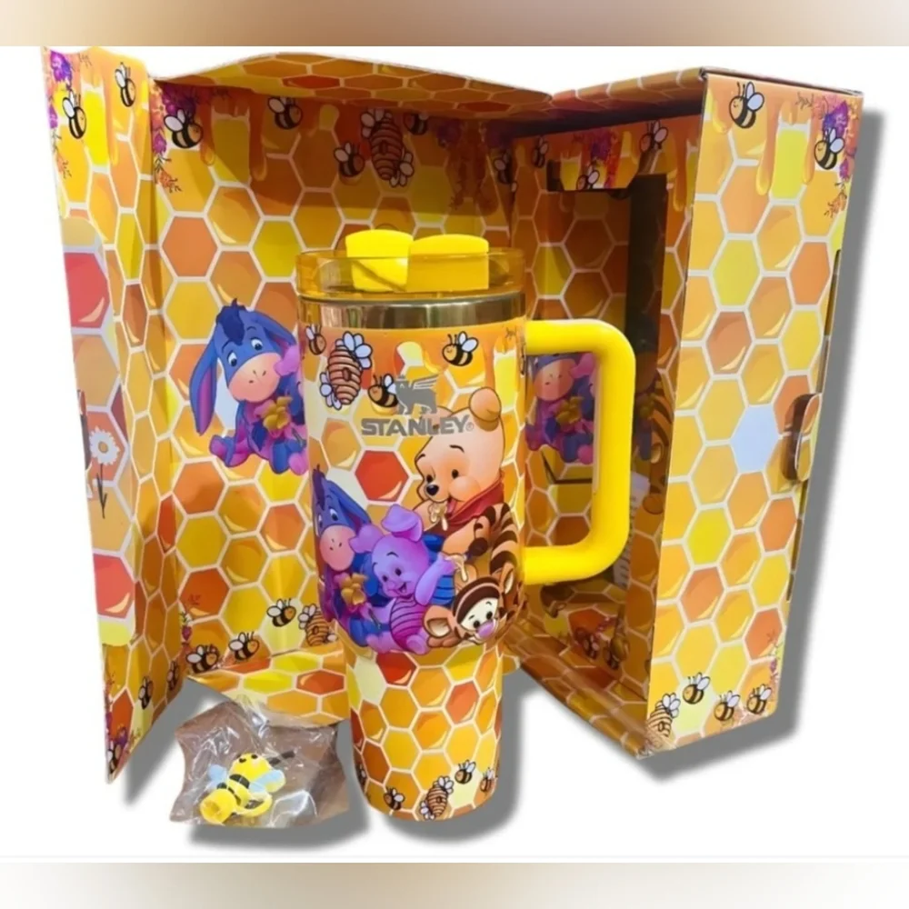 Stanley x Winnie the Pooh Yellow Honeycomb 40oz Quencher Tumbler - Picture 3 of 6